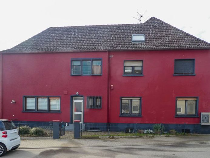 Kapitalanlegeraufgepasst, 6% Rendite möglich! MFH mit Einliegerwohnung in Zentraler Lage von Rheingönheim! – Foto 1
