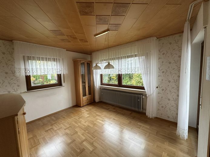 Großzügiges - freistehendes - Einfamilienhaus mit Garten - Privatverkauf ohne Maklerprovision – Esszimmer 2 (EG)