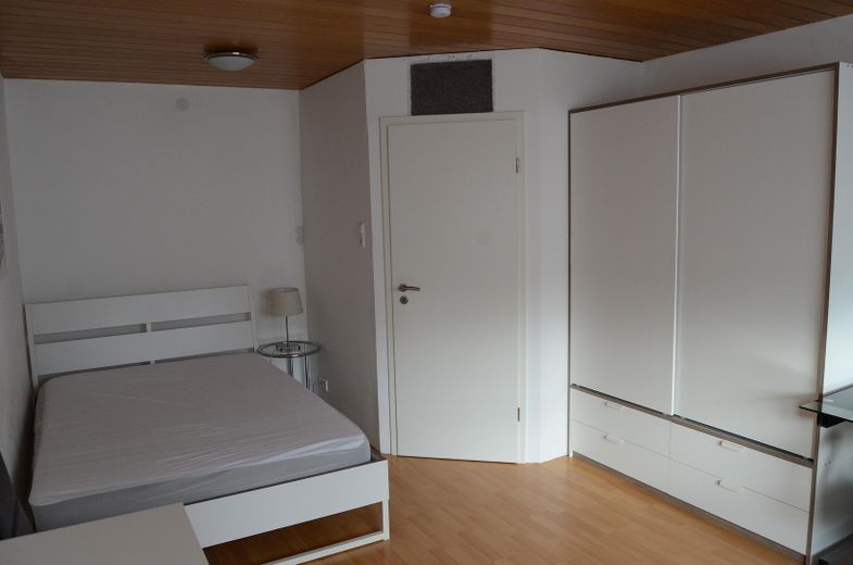 Zimmer 1