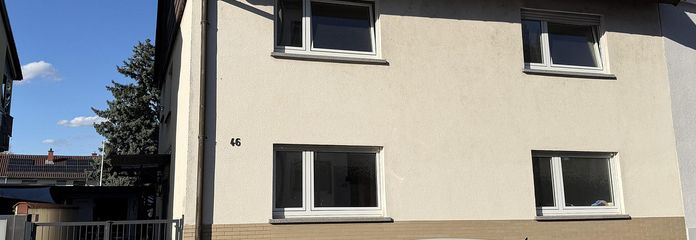 Erstbezug nach Sanierung: Helle 3 Zimmer Wohnung mit Waschküche & Kellerabteil – Außenansicht