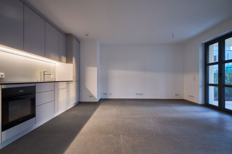 2-Zimmer, Jugendstilhaus, Erdgeschoss, große überdachte Terrasse – Foto 11
