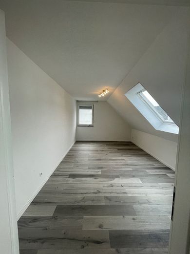 Geräumige 4-Zimmer-Maisonette-Dachgeschosswohnung in Friedenweiler – Nähe Titisee – Foto 26