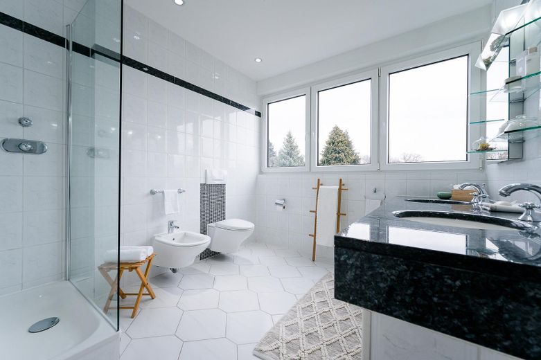 Badezimmer OG 