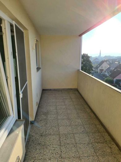 Zadbane mieszkanie 1-pokojowe w Rottendorf – Balkon Ost