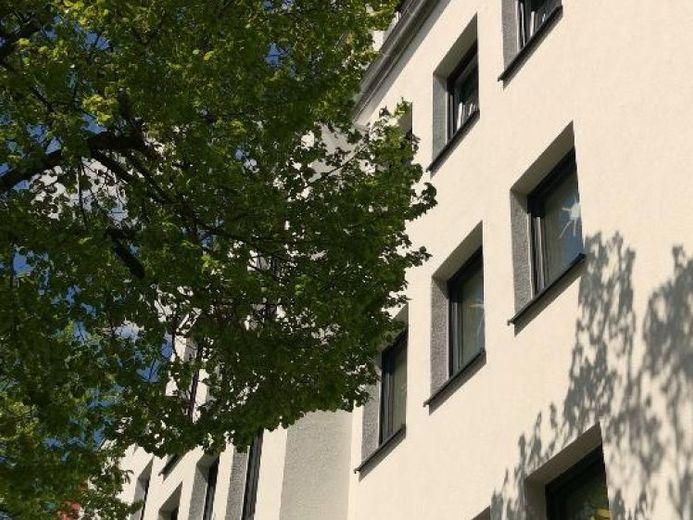 Nur mit Wohnberechtigungsschein für 4 Personen! Super Wohnung für Familien! Neubau+4 Zimmer+Balkon+FuBo-Heizung – Foto 1