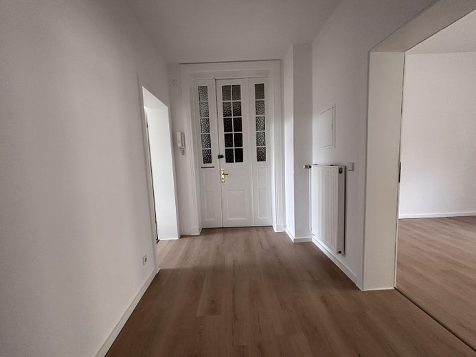 EG 3 Zi.-TOP Lage Schelfstadt, sanierter Altbau,sehr hell ,S/W Balkon,neue EBK – Foto 6