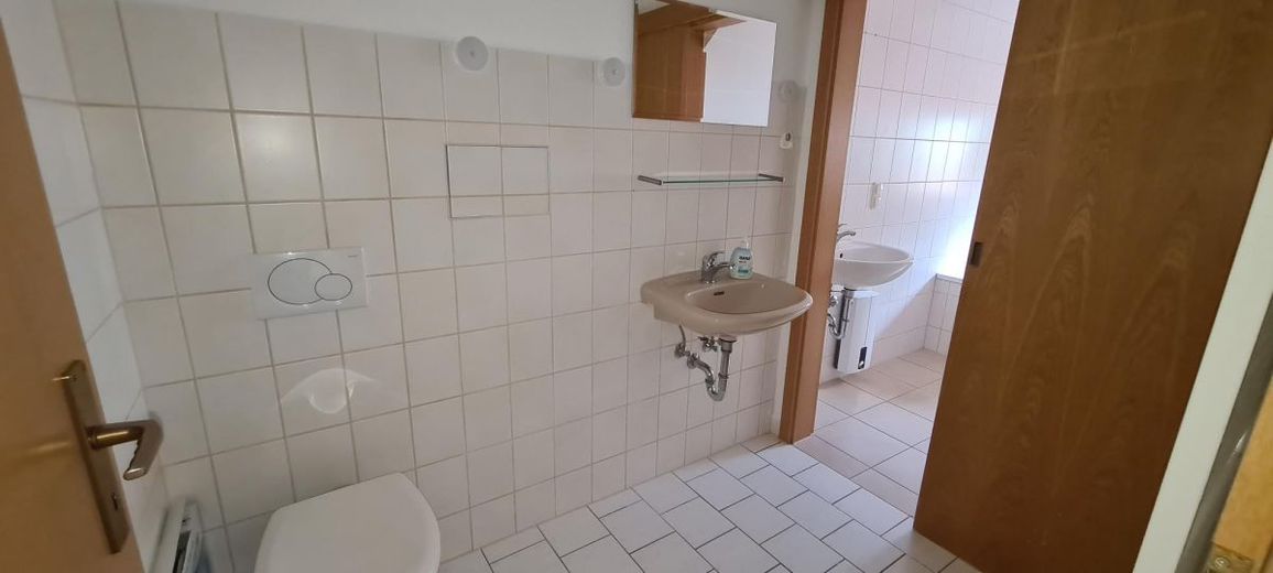 ab sofort: Gemütliche 2-Zimmer-Wohnung in Stadtmitte Stadtroda´s – 20260622_153301