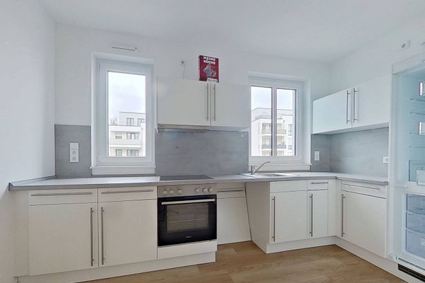 Traumhafte 3 Zimmer mit Einbauküche und Balkon in Nauen!