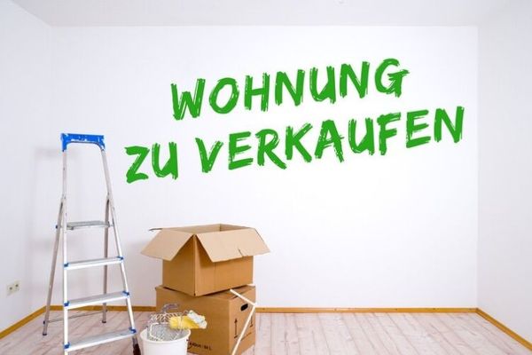 Appartamento di 2 locali appena ristrutturato con balcone e vista sul giardino a Berlino
