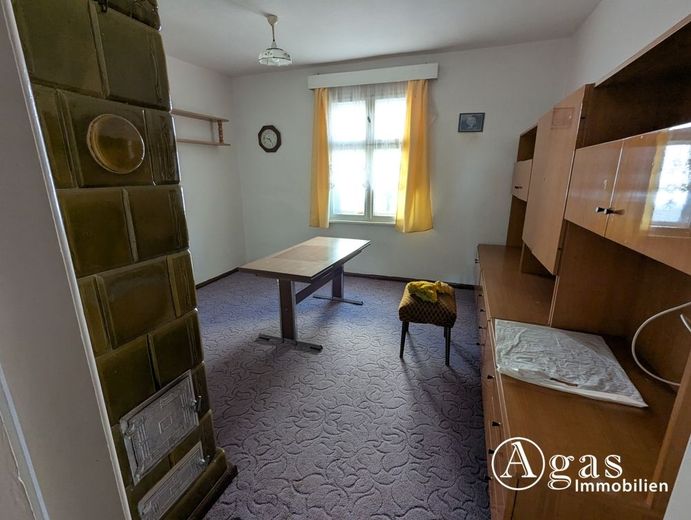 Schmuckstück im Dornröschenschlaf: Einfamilienhaus mit Einliegerwohnung + Nebengelass in Biesenthal – Zimmer Dachgeschoss