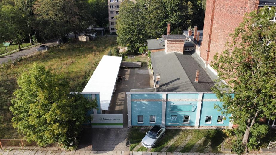 Будівля фабрики з гнучким використанням, майстернею та житловими приміщеннями – Фотографія 10