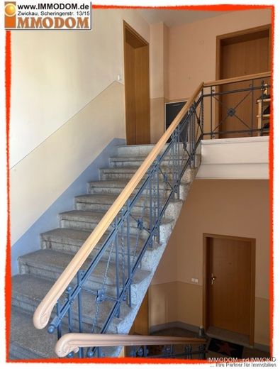 2-Zimmer-Wohnung in Zwickau, zentral und schön gelegen, zu vermieten! – Treppenhaus