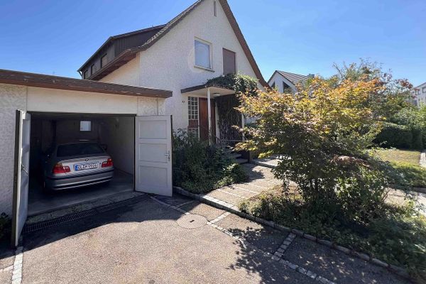 Einfamilienhaus mit großem Garten in ruhiger und zentrumsnaher Wohnlage