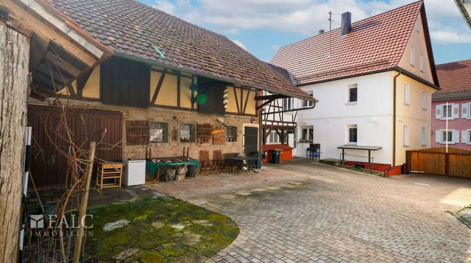 Hier wird der (T)Raum wahr - FALC Immobilien Heilbronn – Innenhof ...
