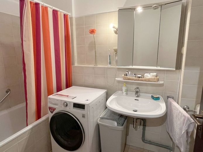 **RESERVIERT** Ansprechende 3-Zimmer-Eigentumswohnung mit Sonnenbalkon und Tiefgaragenstellplatz in Bad Homburg vor der Höhe - Ober-Eschbach – Bad