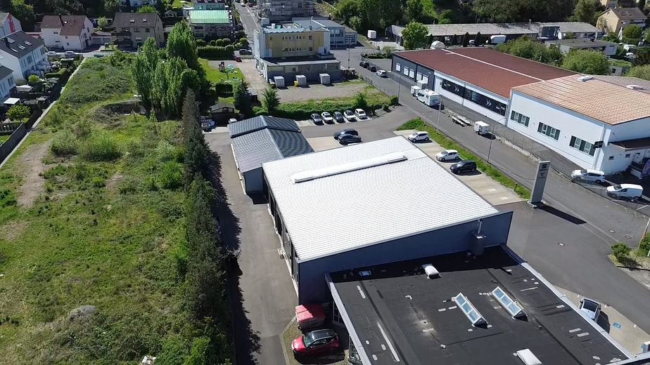 Werkstatt & Parkplätze