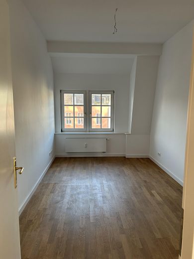 Splendido appartamento di nuova costruzione con 3 locali nel "Schweizer Viertel"! Senza commissioni! – Kinderzimmer