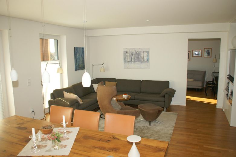 Zauberhafte 4-Zimmer-Whg. mit Süd-Loggia, ruhig und zentral – Foto 5