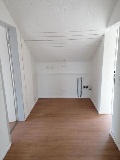 Flur (hier ohne Küchenzeile)