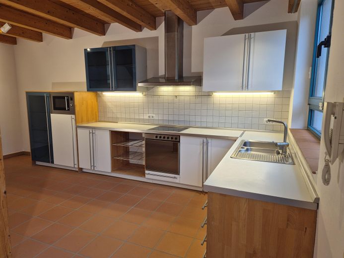 Frankfurt-South, in Dietzenbach-Steinberg, very nice house with large garden, garage, fitted kitchen and sauna. – 5_Einbauküche