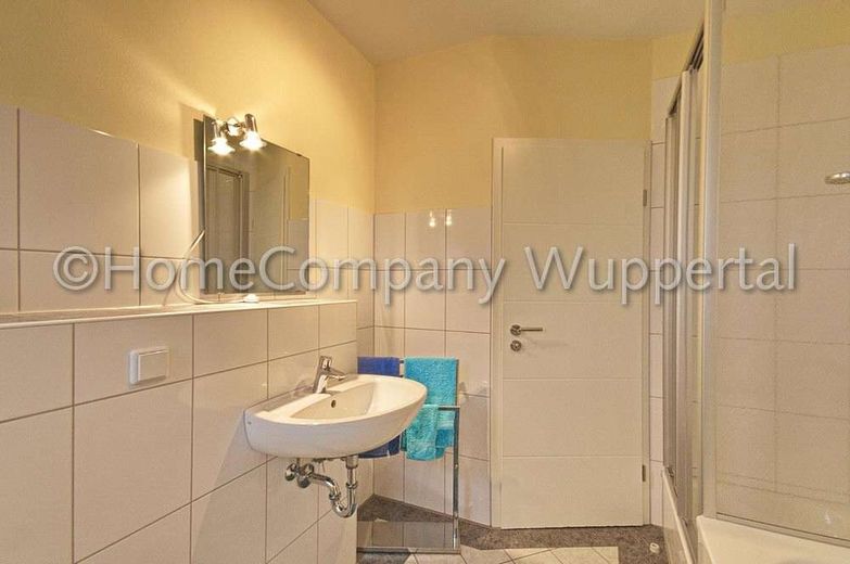 Appartamento moderno con DSL in posizione tranquilla nelle vicinanze del centro di Elberfeld – d3173e87a443509c81dadb20b45f2e5677b6a981.jpg