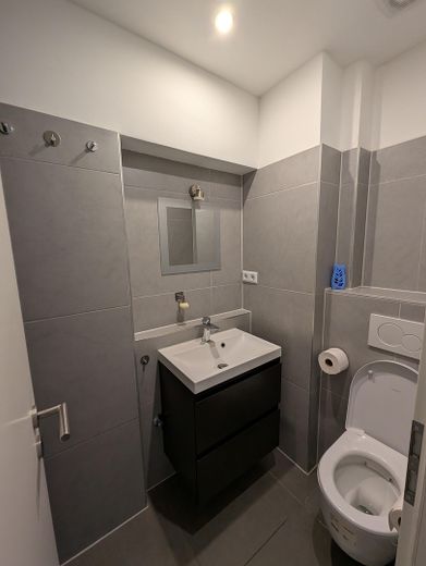 Merkezi Bonn konumunda 68 m² büyüklüğünde aydınlık 2,5 odalı daire – hemen taşınılabilir – Fotoğraf 10