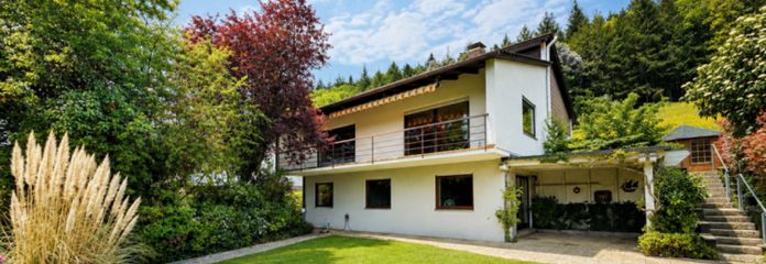 Ein Zuhause mit Aussicht – seltene Feldrandlage im Schwarzwald