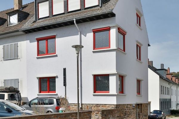 Starke Kapitalanlage IN KOBLENZ - 3 Wohnungen, 3 Garagen