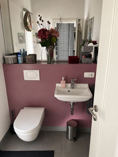 Casa bifamiliare curata a Gröbenzell – SENZA PROVVIGIONE DA PRIVATO – WC EG