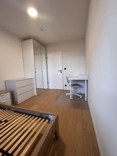 Kinderzimmer vom Fenster aus