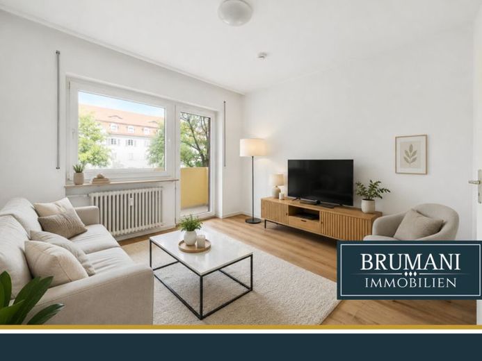 BRUMANI | Appartamento di 3 locali con balcone, ascensore e potenziale di rivalutazione a Friburgo-Haslach – Foto 1