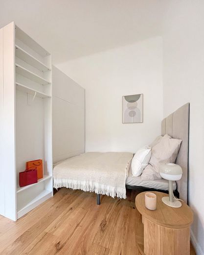 Un chez-soi au charme de l’ancien – rénové avec style dans le quartier de Flora – Schlafbereich