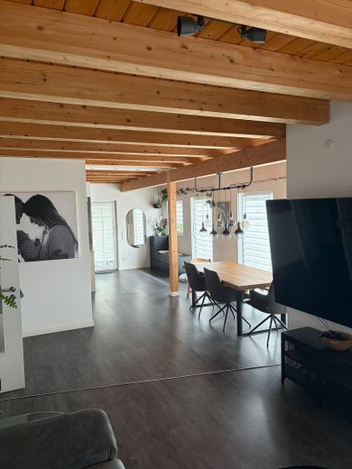 Well-maintained wooden house  200m², 8 rooms, 4 bathrooms and particularly energy-efficient building services – Photo 20