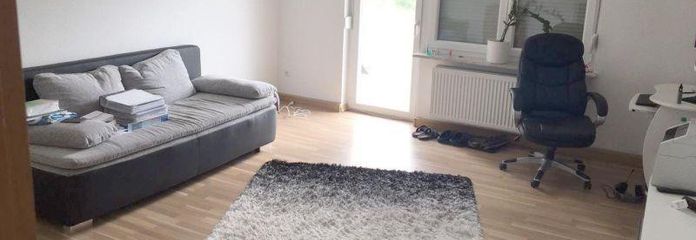 Sehr schöne, helle  2 Zi - Whg mit Einbauküche, Süd-Balkon und Autostellplatz in Augsburg - Pfersee