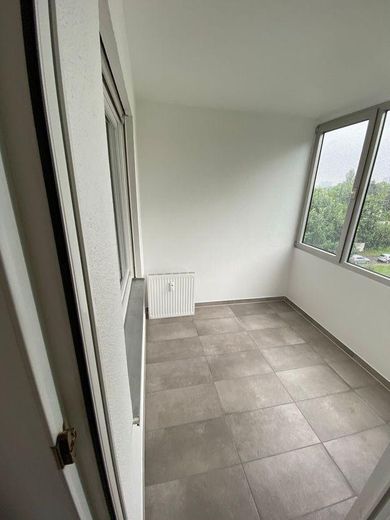 Pratico e bellissimo appartamento di 3,5 locali a Grenzach-Wyhlen – Foto 8