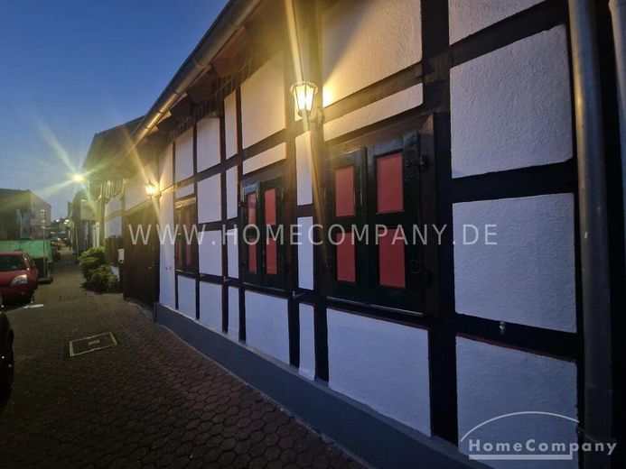 Köln yakınlarında Kerpen'de mobilyalı şehir evi! – b5810bd6c02a3a34764f8adb59d71b5376f2de70.jpg
