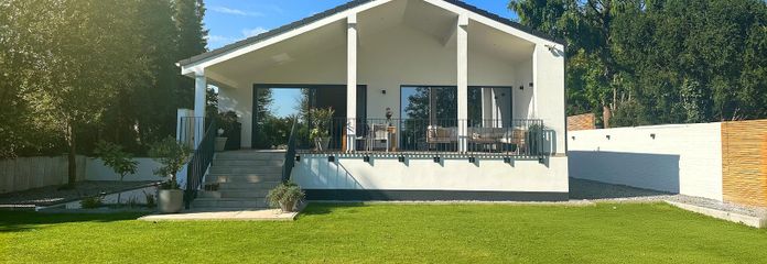 Haus Außenansicht Garten
