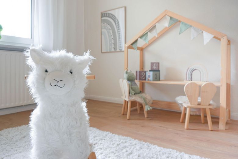 SOFORT FREI: Helle Drei-Zimmer-WHG mit Balkon in der Neustadt – Guten Tag