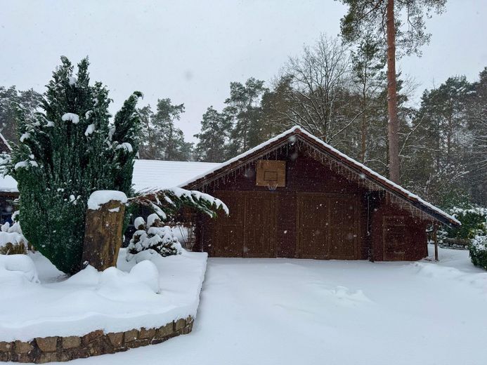 Garage von Osten gesehen