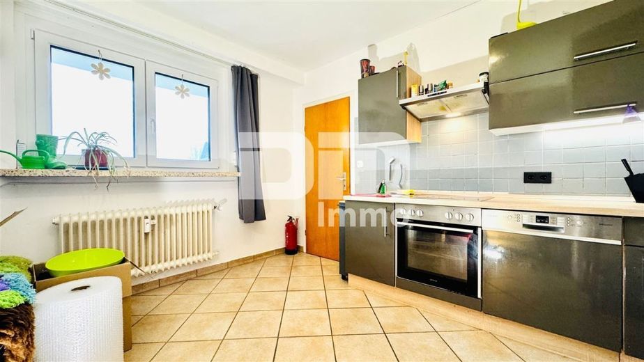 Modernisiertes Ein-/ Zweifamilienhaus inkl. PV-Anlage + 
Garage auf Traumgrundstück – KG WE4 Küche