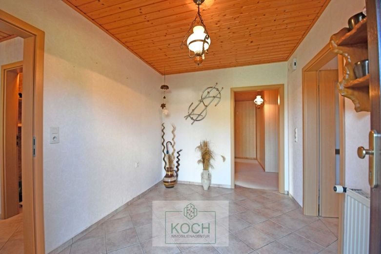 Großes 1-2 Familienhaus mit großem Grundstück in Loxstedt-Hahnenknoop – Flur_EG