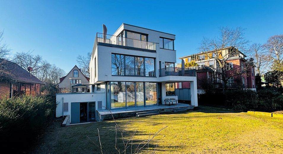 Außen Spreeseite