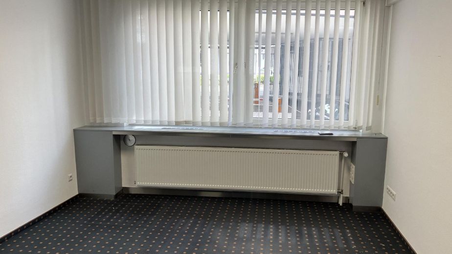 Powierzchnia biurowa / handlowa w najlepszej lokalizacji, parter, Homburg (Saara) – Büros