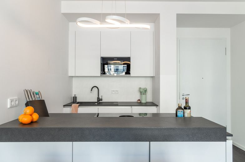 Luxuriöses Apartment an der Spree mit großer Sonnen-Dachterrasse – Küche