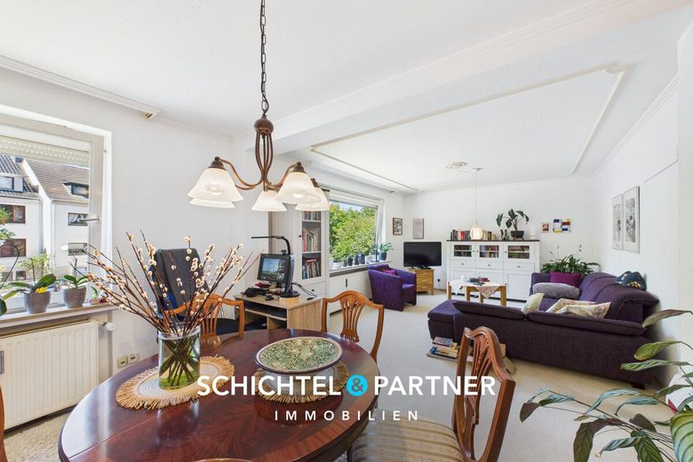 Rablinghausen | Attraktives 5-Parteienhaus mit Doppelgarage &amp; guter Rendite – S&amp;P | Wohn- und Esszimmer