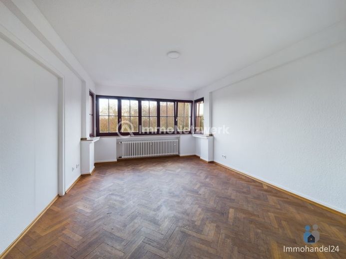 ***großzügige Altbauwohnung in toller Lage von Köln Lindenthal mit Balkon*** – Wohnzimmeransicht