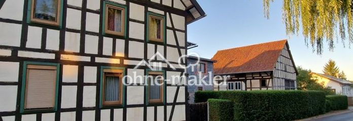 Haus mit großem Garten und Obstbaumbestand, ländlich, ruhige Ortsrandlage