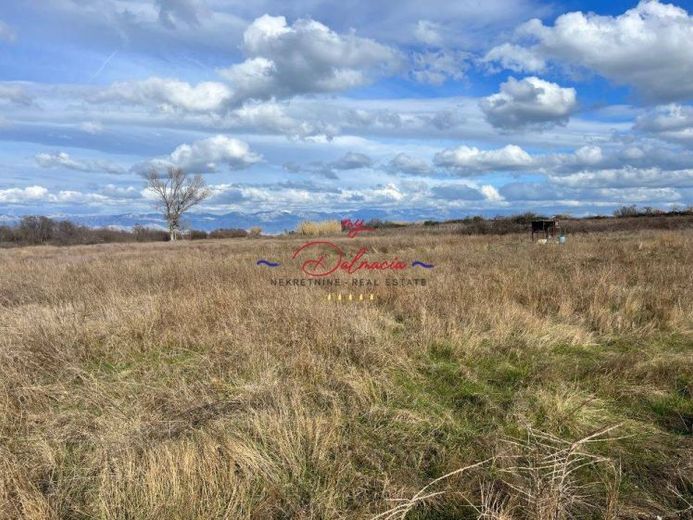 Privlaka, terreno edificabile 600m² – Foto 1