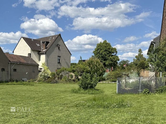 Ihr Investmentpotential im Kölner Norden – 05 - Grundstück Richtung Nord-Ost