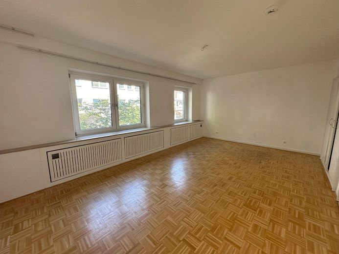 4-Zimmer-Wohnung im 1. OG mit Balkon – Mitten in Rüttenscheid – Foto 4